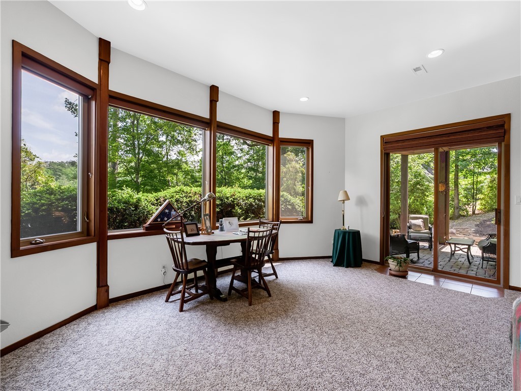 673 Lake Breeze Lane, Salem, South Carolina image 35