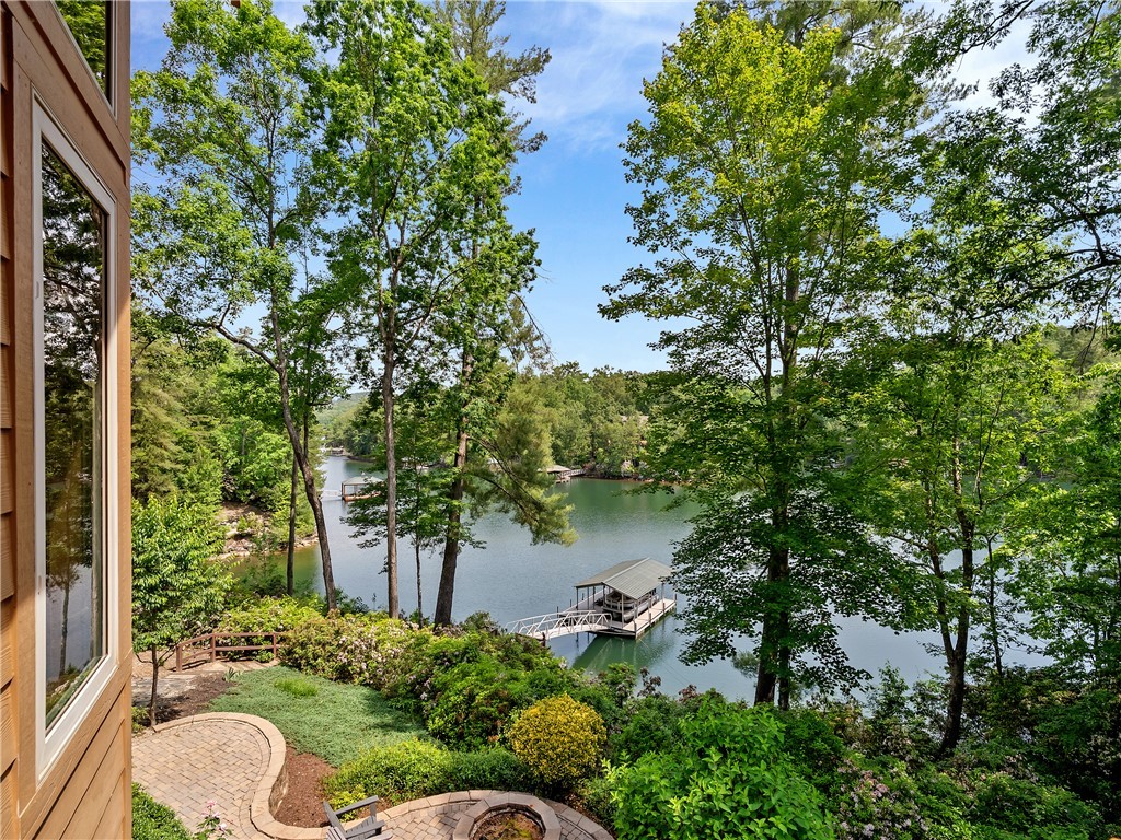 673 Lake Breeze Lane, Salem, South Carolina image 9