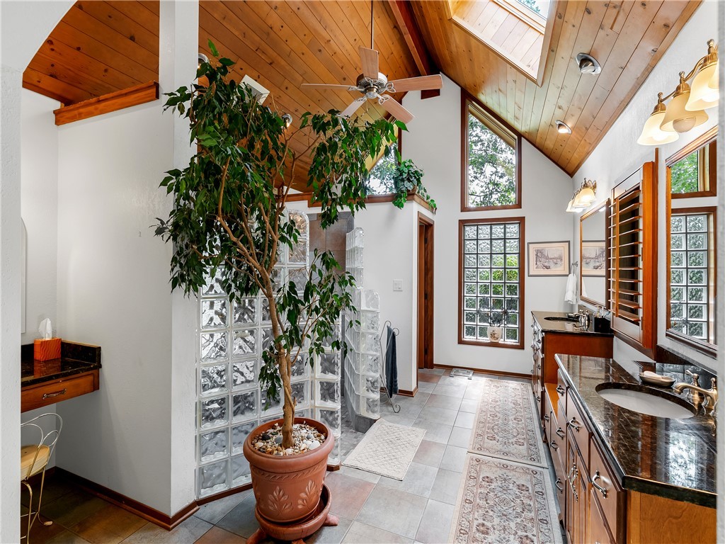 673 Lake Breeze Lane, Salem, South Carolina image 30