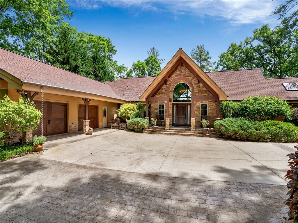 673 Lake Breeze Lane, Salem, South Carolina image 2