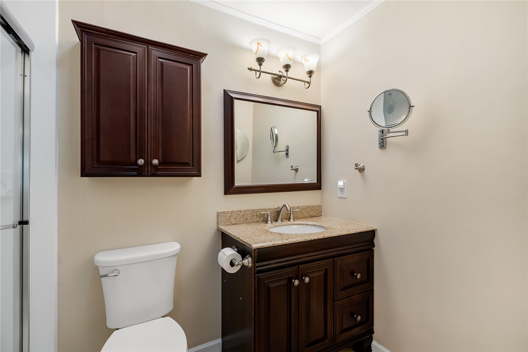 Anderson, South Carolina 29625, United States, 3 Bedrooms Bedrooms, ,4 BathroomsBathrooms,Residential,Active,221819