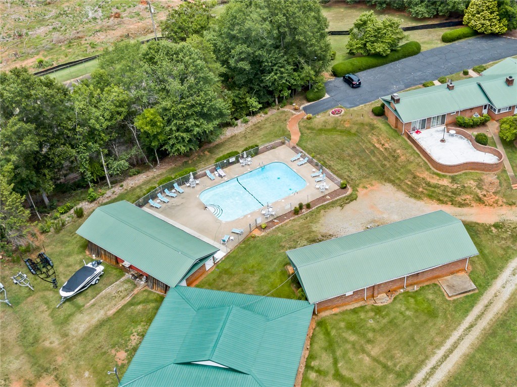 Anderson, South Carolina 29625, United States, 3 Bedrooms Bedrooms, ,4 BathroomsBathrooms,Residential,Active,221819