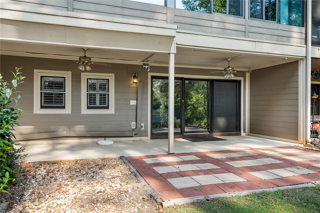 Anderson, South Carolina 29625, United States, 3 Bedrooms Bedrooms, ,4 BathroomsBathrooms,Residential,Active,221819