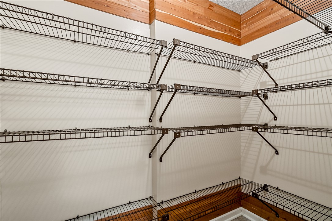 Anderson, South Carolina 29625, United States, 3 Bedrooms Bedrooms, ,4 BathroomsBathrooms,Residential,Active,221819