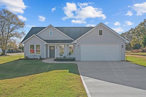 Photo of 2520 Fleming Drive, Anderson, SC 29621 (MLS # 20295127)
