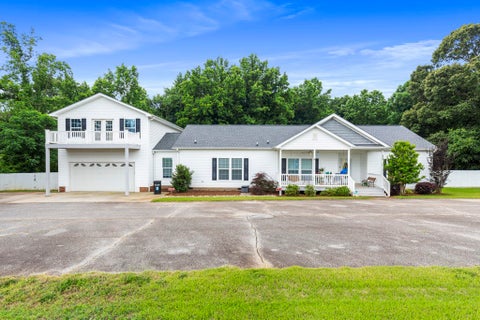 Mobile Home For Sale - 420 Earles Grove Road<br/> Westminster, SC 29693