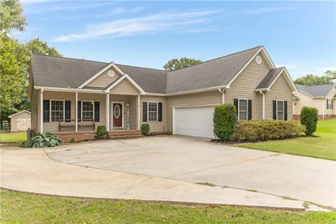 Photo of 106 Sundowner Boulevard, Anderson, SC 29626 (MLS # 20303036)