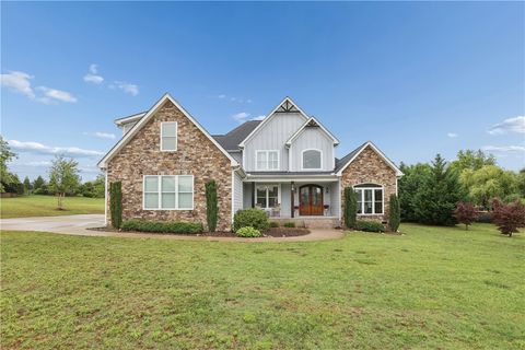 Photo of 20 Lone Circle, Williamston, SC 29697 (MLS # 20301878)