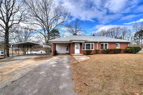 Photo of 7998 Moorefield Memorial Highway, Liberty, SC 29657 (MLS # 20296776)
