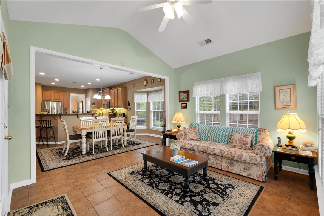 112 Guilford Drive, Easley, South Carolina image 14