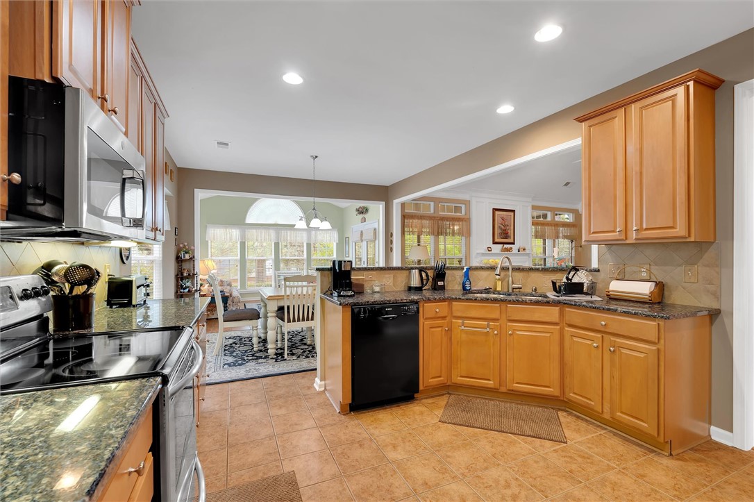 112 Guilford Drive, Easley, South Carolina image 18