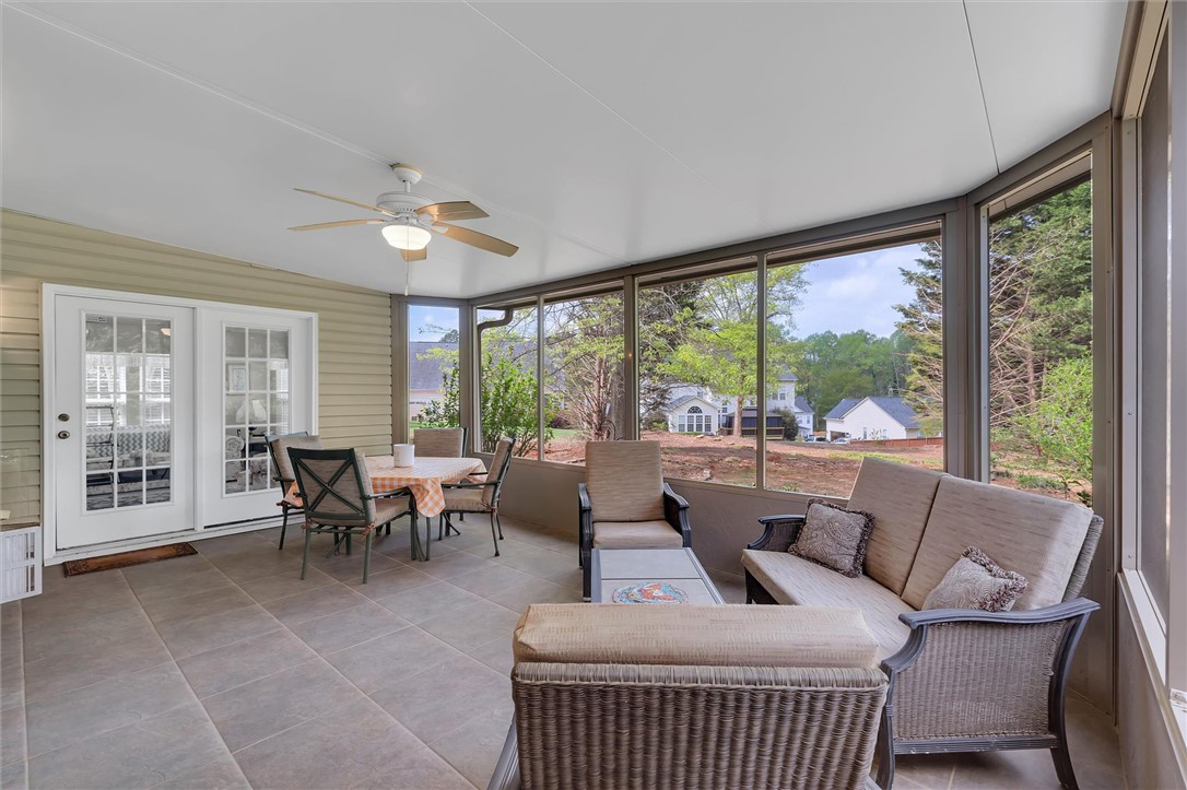 112 Guilford Drive, Easley, South Carolina image 32