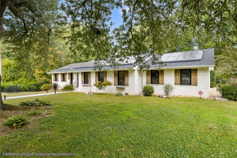Photo of 208 Gordon Drive, Spartanburg, SC 29301 (MLS # 20308830)
