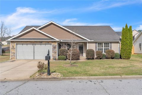 Photo of 224 Eastpark Way, Easley, SC 29642 (MLS # 20298599)