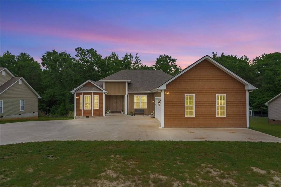 128 Sheila Drive, Williamston, South Carolina image 3