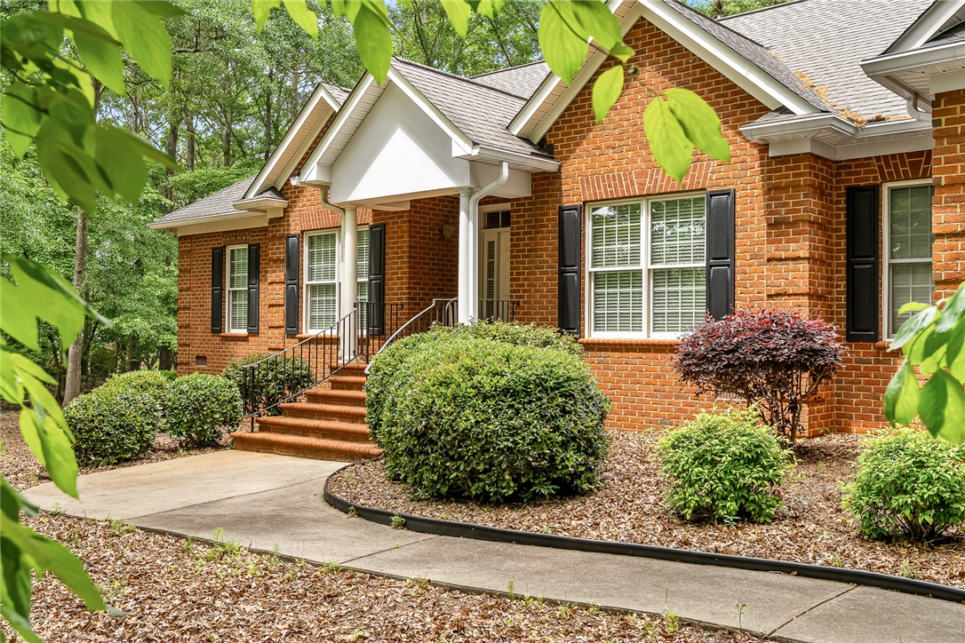 114 Hawnes Place, Anderson, South Carolina image 2