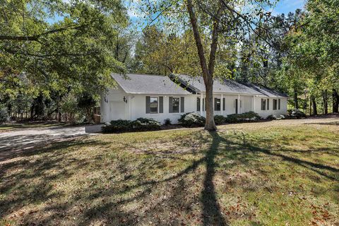 Photo of 1011 Cove Circle, Anderson, SC 29626 (MLS # 20293923)