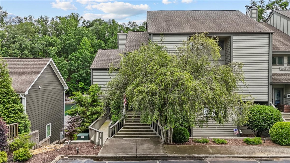 704 Loran Pointe Circle, Seneca, South Carolina image 3