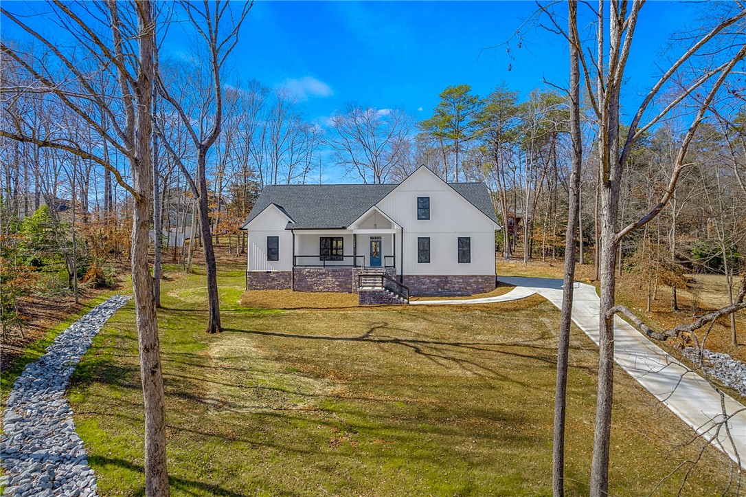 107 Bentwood Lane, Pickens, South Carolina image 1
