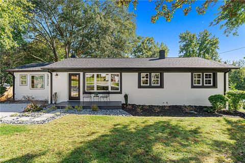 Photo of 710 Evelyn Drive, Seneca, SC 29678 (MLS # 20294099)