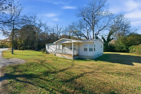 Homes For Sale - 115 Burns Mill Road<br/> West Union, SC 29696