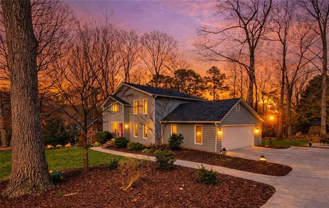 Photo of 222 Terrace Drive, Anderson, SC 29621 (MLS # 20297600)