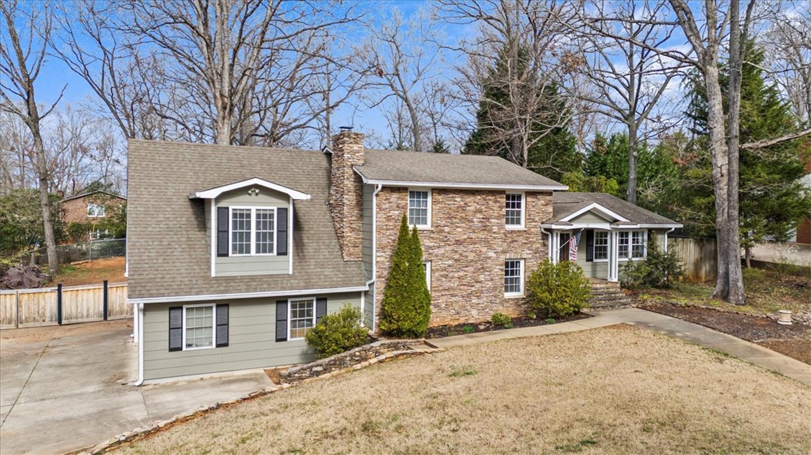 110 Bexhill Court, Greenville, South Carolina image 2