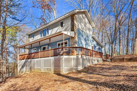 Photo of 233 Chestnut Drive, Westminster, SC 29693 (MLS # 20295953)