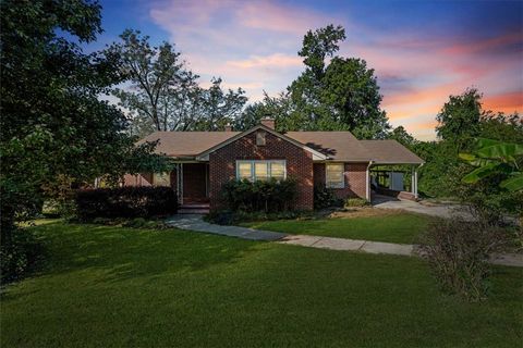 Photo of 510 S Fairplay Street, Seneca, SC 29678 (MLS # 20293282)