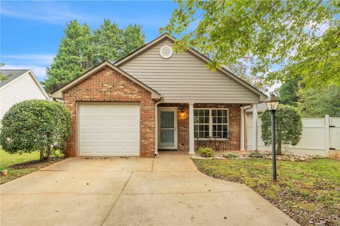 Photo of 107 Colonial Court, Pendleton, SC 29670 (MLS # 20293356) Photo of 107 Colonial Court, Pendleton, SC 29670 (MLS # 20293356)