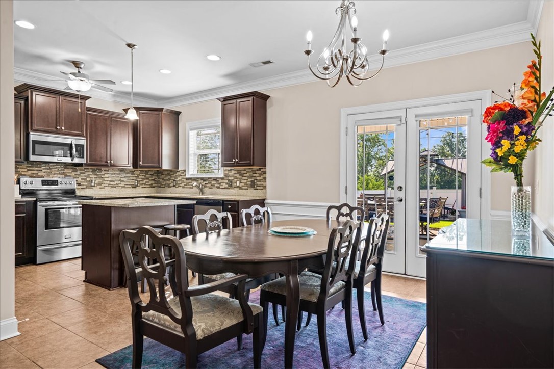 Piedmont, South Carolina 29673, United States, 3 Bedrooms Bedrooms, ,2 BathroomsBathrooms,Residential,Pending,161418