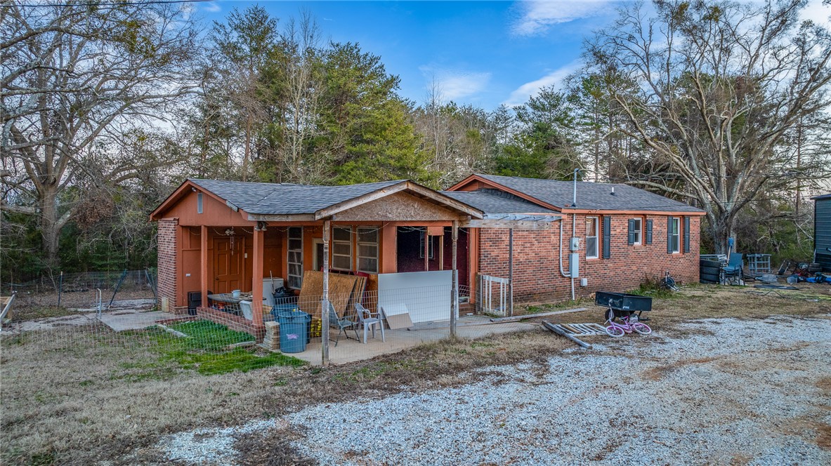 75 Log Shoals Road, Piedmont, South Carolina image 3