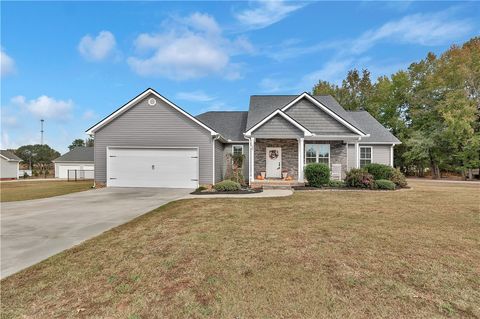 Photo of 100 Toliver Lane, Anderson, SC 29626 (MLS # 20293922)