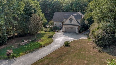 Photo of 122 Fair Haven Court, Seneca, SC 29672 (MLS # 20296728)