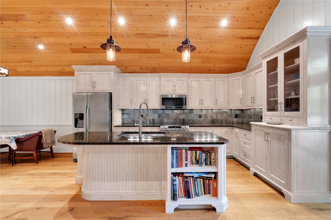 1457 Cheohee Valley Road, Tamassee, South Carolina image 12