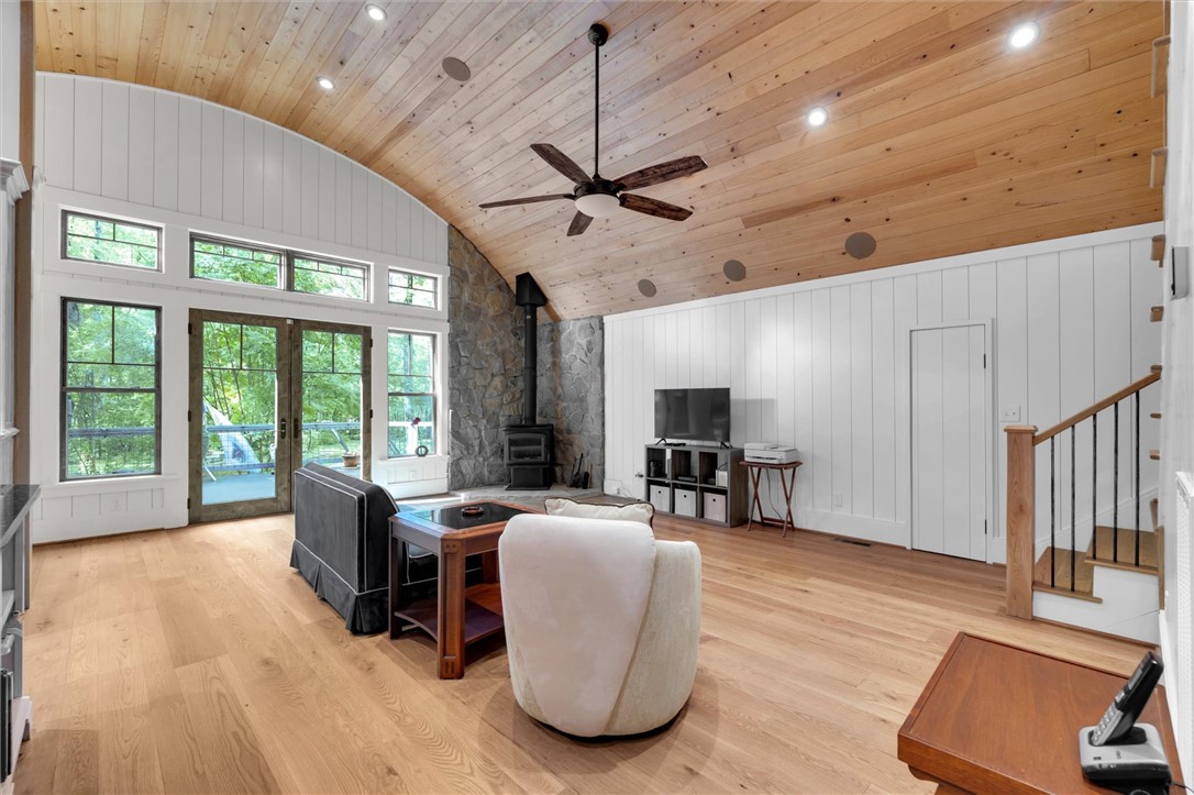 1457 Cheohee Valley Road, Tamassee, South Carolina image 10