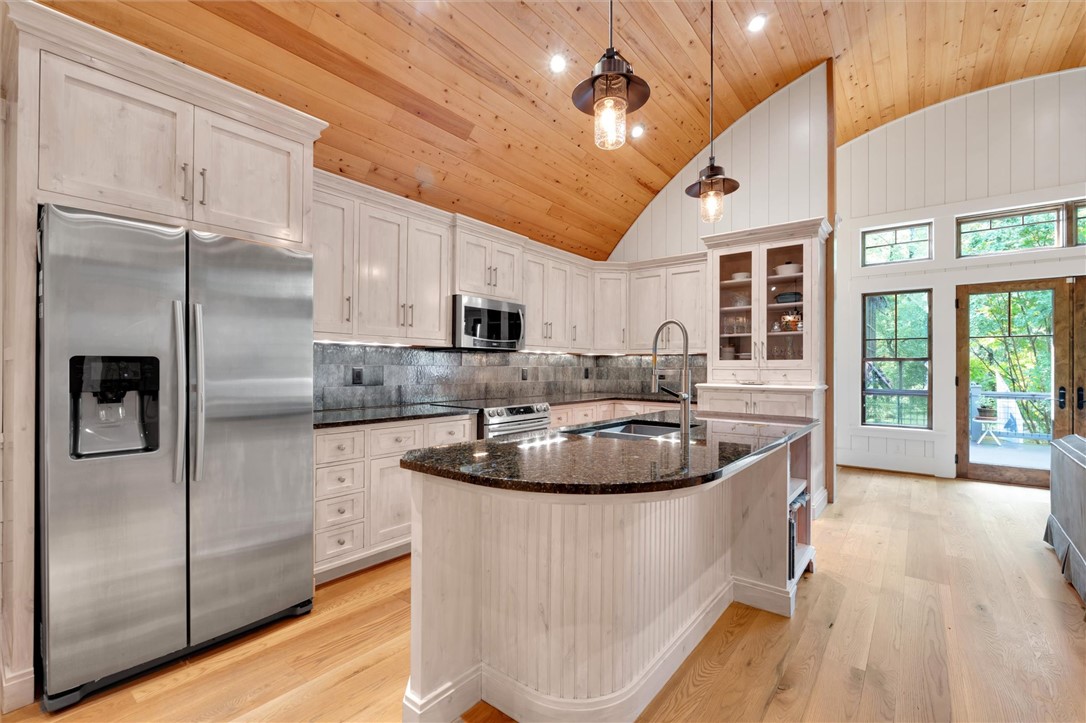 1457 Cheohee Valley Road, Tamassee, South Carolina image 11