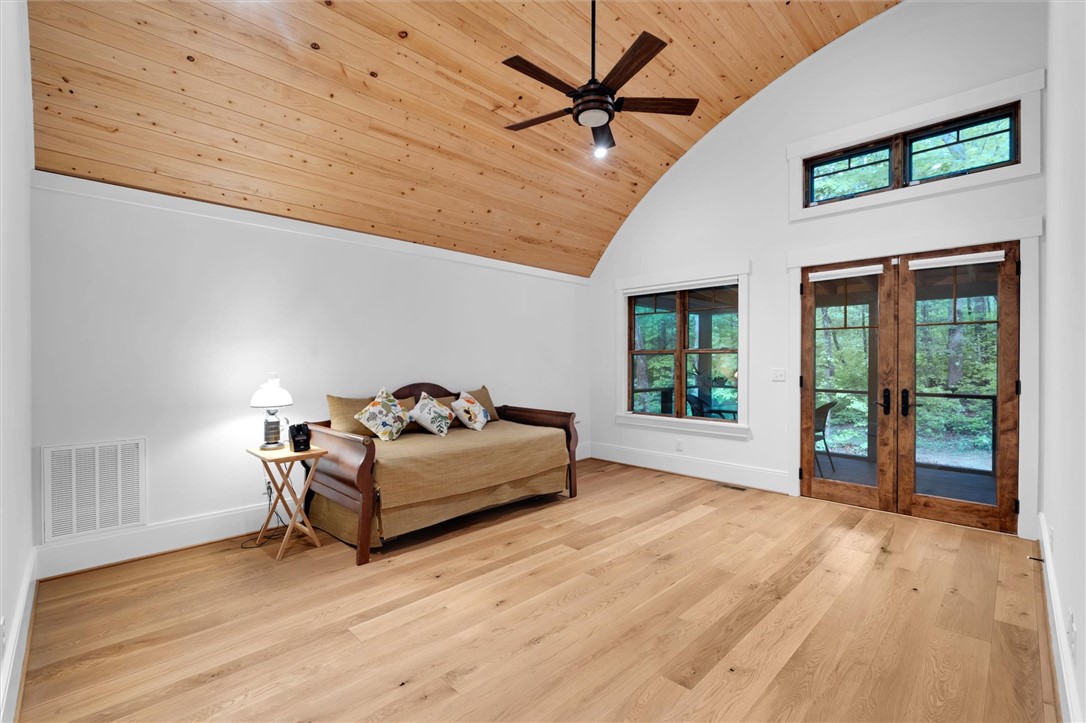 1457 Cheohee Valley Road, Tamassee, South Carolina image 19