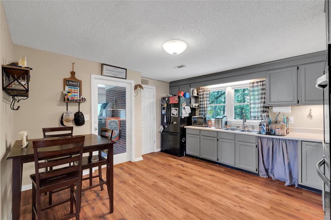 348 Pickett Post Road, Walhalla, South Carolina image 10