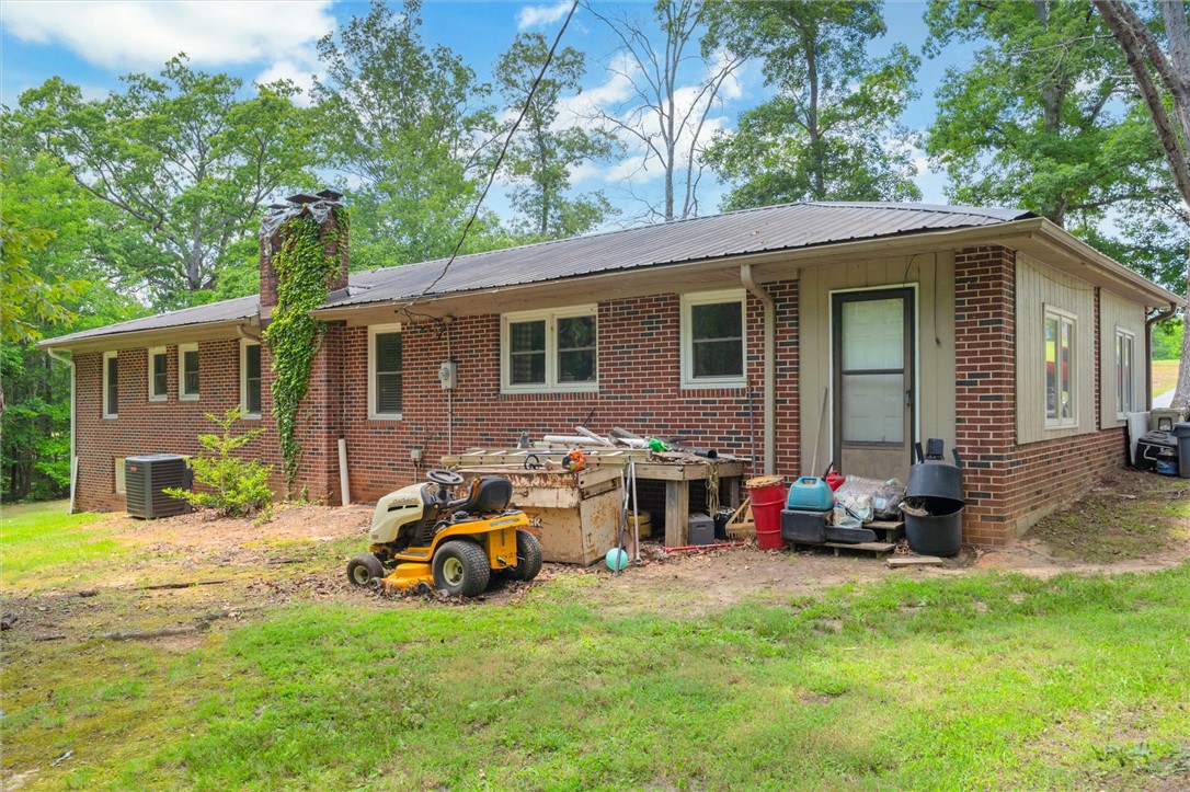 348 Pickett Post Road, Walhalla, South Carolina image 24