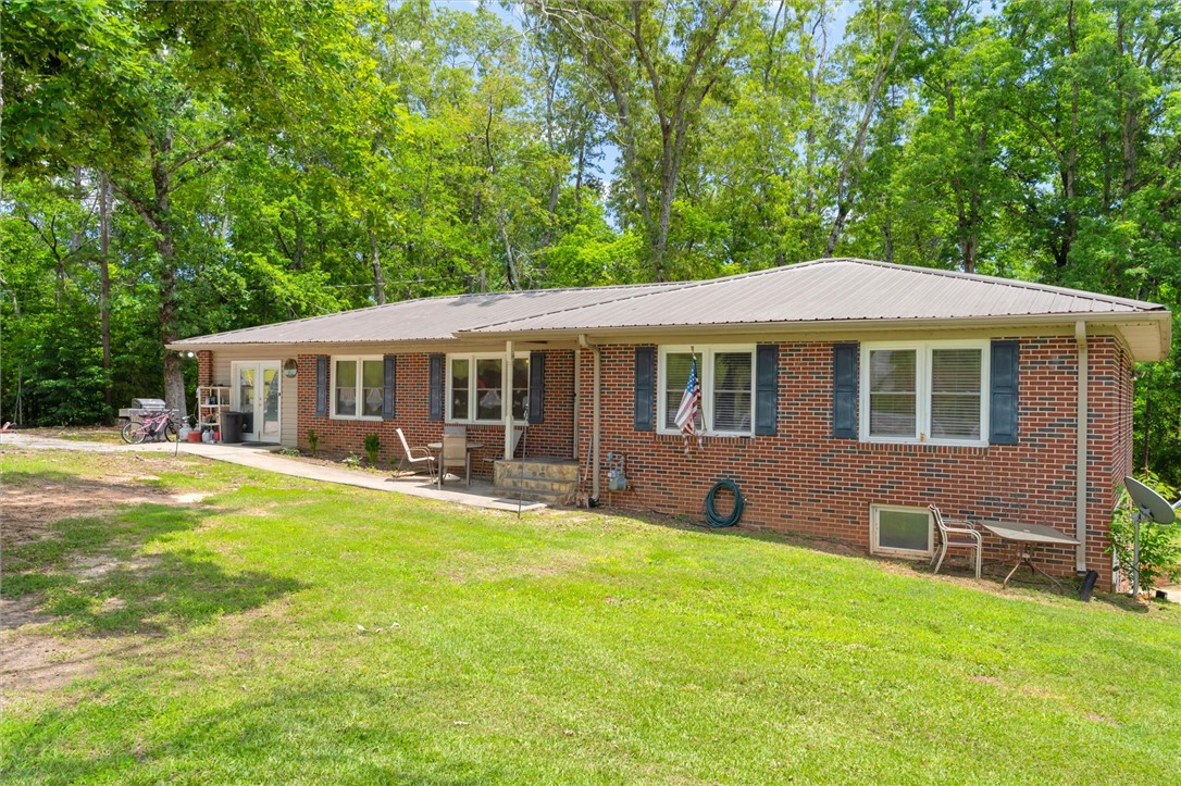 348 Pickett Post Road, Walhalla, South Carolina image 1