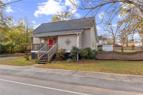 A home in Easley