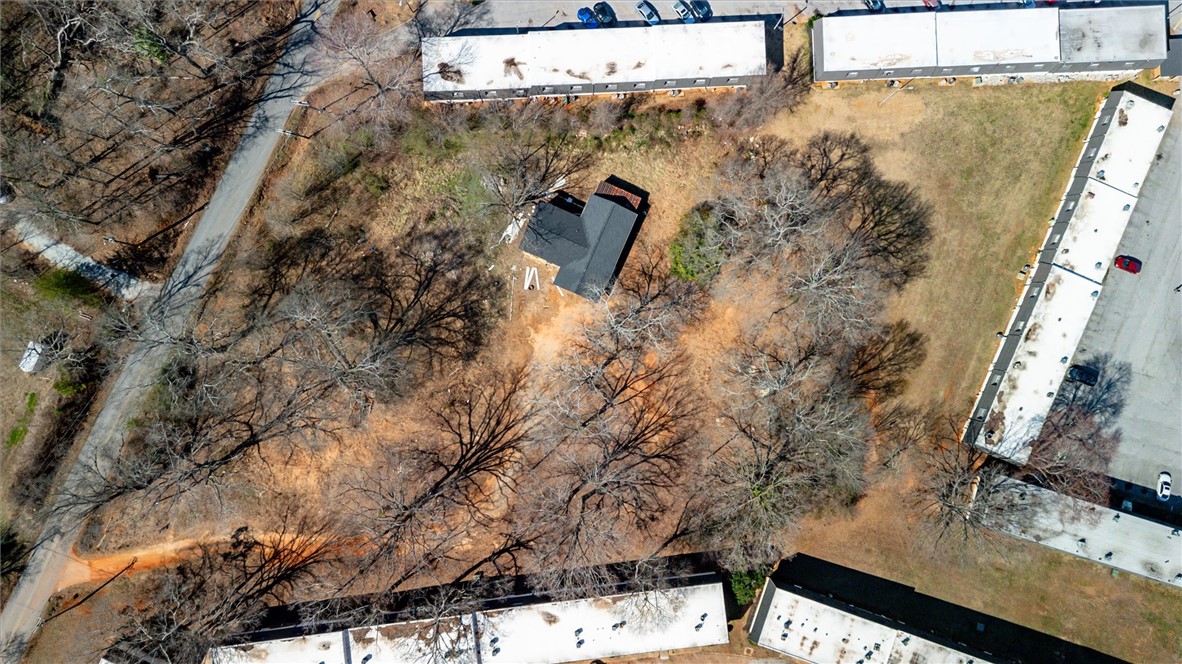 306 Hillandale Drive, Greenville, South Carolina image 4