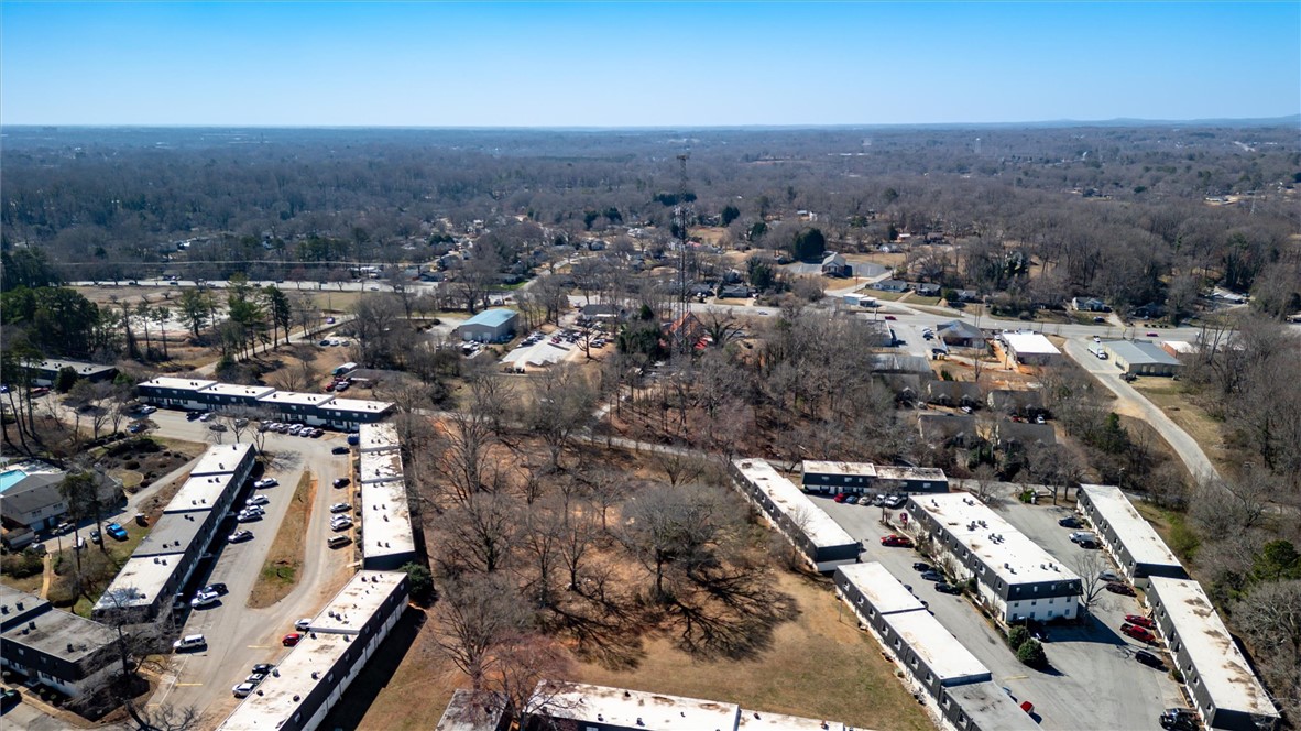 306 Hillandale Drive, Greenville, South Carolina image 9