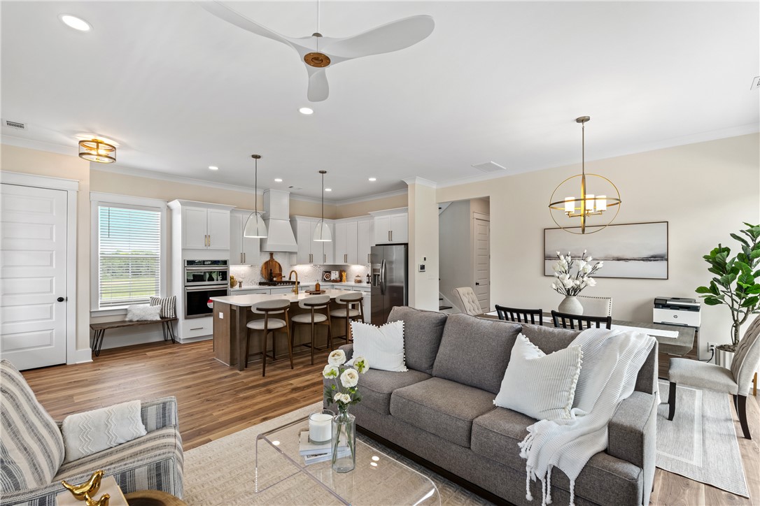 Pendleton, South Carolina 29670, United States, 3 Bedrooms Bedrooms, ,3 BathroomsBathrooms,Residential,Active,205567