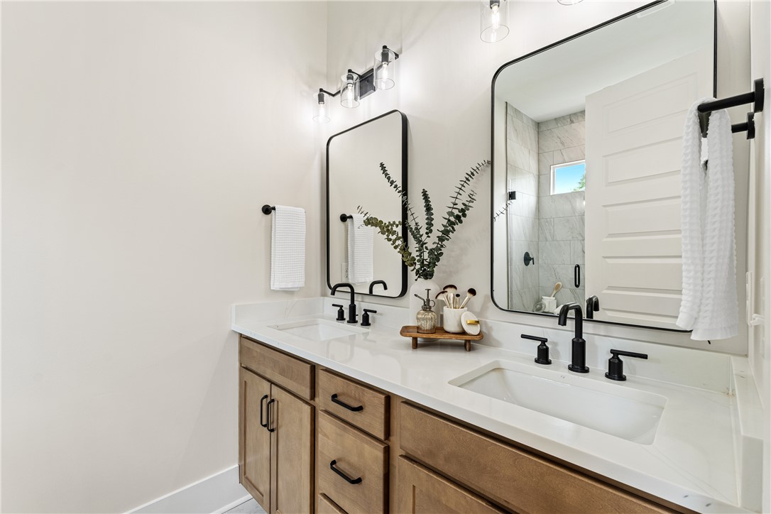 Pendleton, South Carolina 29670, United States, 3 Bedrooms Bedrooms, ,3 BathroomsBathrooms,Residential,Active,205567