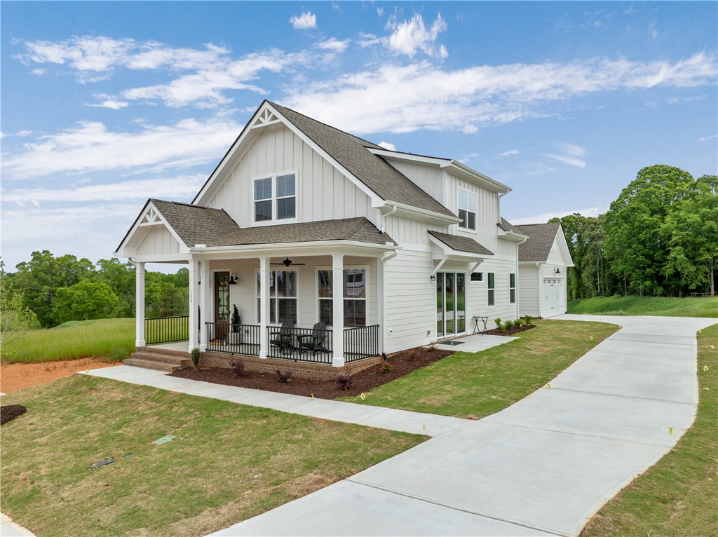 Pendleton, South Carolina 29670, United States, 3 Bedrooms Bedrooms, ,3 BathroomsBathrooms,Residential,Active,205567