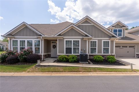 Photo of 130 Preston Ridge Drive, Seneca, SC 29672 (MLS # 20303737)