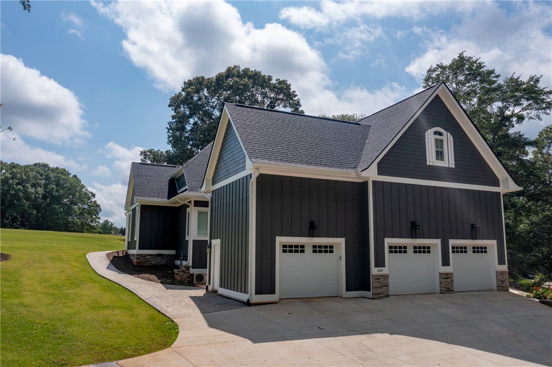 1819 Cross Creek Drive, Seneca, South Carolina image 4