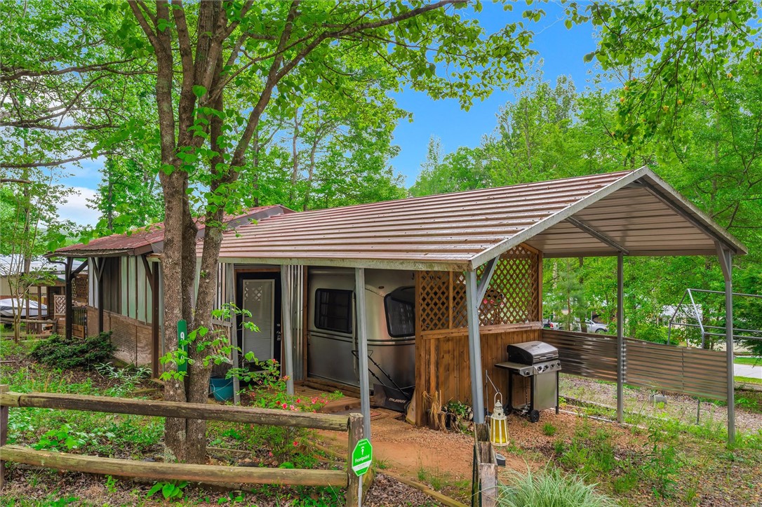 919 Talbot Drive, Westminster, South Carolina image 2